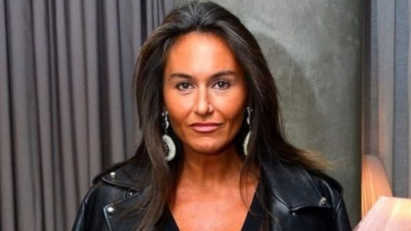 Eda Taşpınar yine sütyenini çıkardı! 'Sana dur diyecek biri yok mu?'