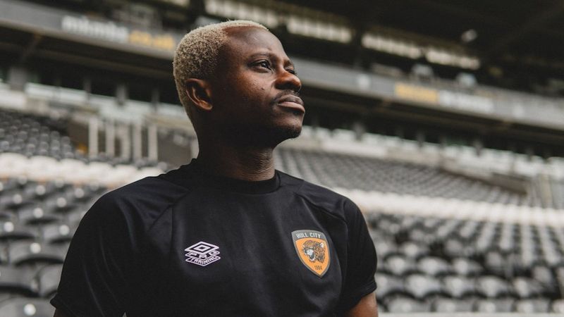 Hull City'nin 4. transferi Seri oldu