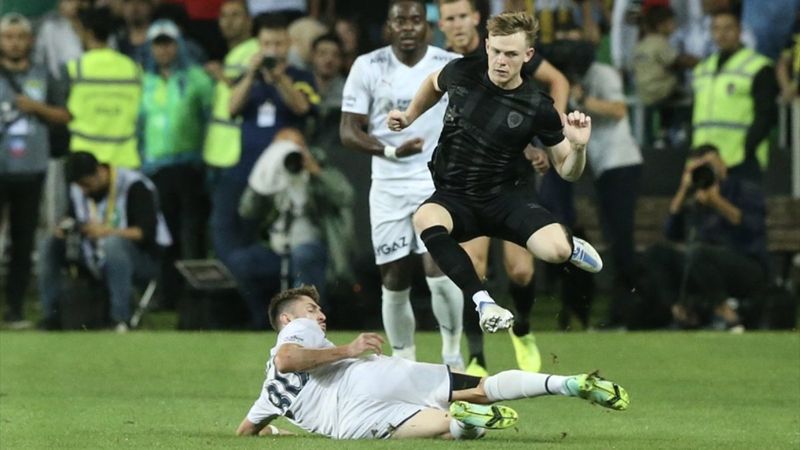 Fenerbahçe Hull City'i 2-0 mağlup etti