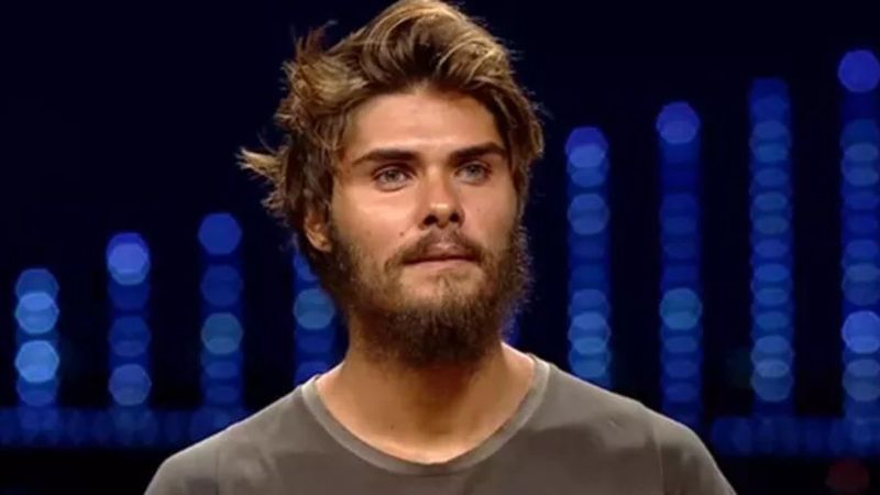 Barış Murat Yağcı reklam yapmak istedi ama... İçi kir dolu tırnakları olay oldu!