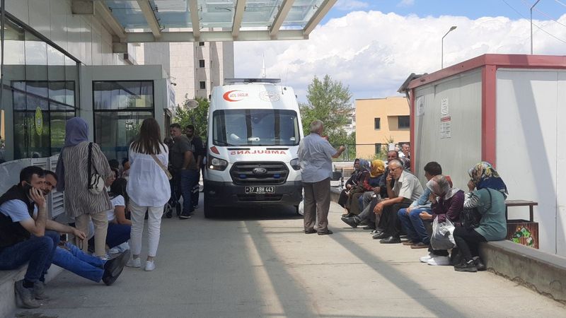 Kastamonu’da 6'ncı kattan düşen öğretmen öldü