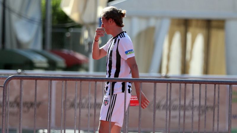 Beşiktaş'ta Serdar Saatçı kadro dışı bırakıldı