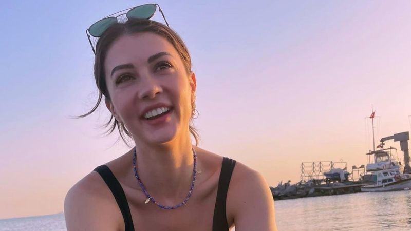 Twitter'ı salladı! Burcu Özerk'in o pozu hayran bıraktı...