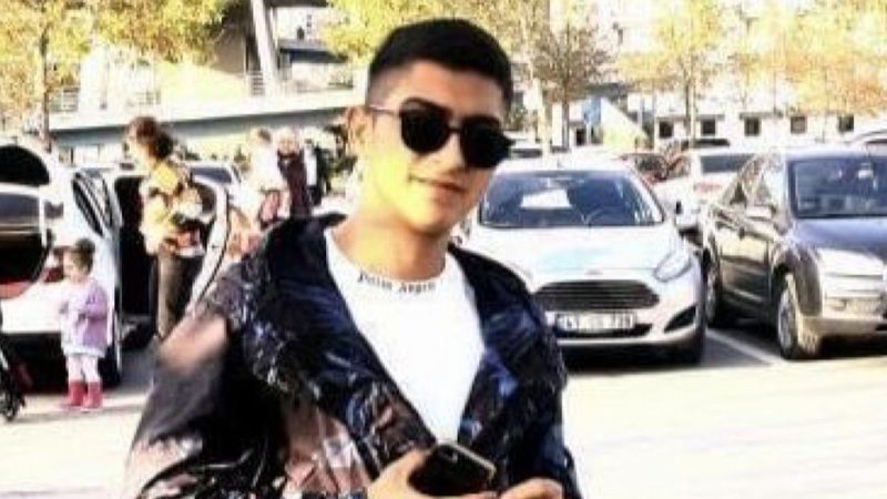 İzmit'te ödünç alınan araçla kaza yapan 2 gençten 1'i öldü