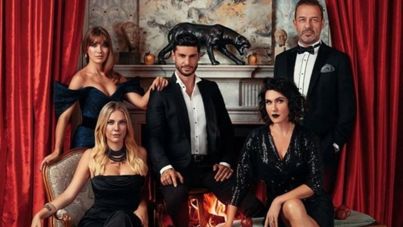 Yasak Elma'dan bomba sürpriz! Çok sevilen karakter film oluyor...