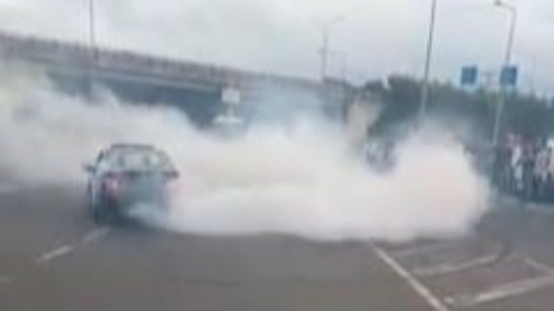 Ordu'da düğün konvoyunda trafiği durdurup drift yaptılar