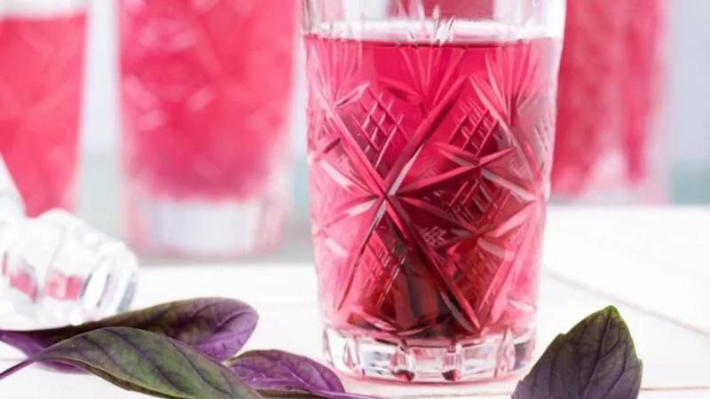 Asitsiz, doğal, serinletici! 1 bardağı vücutta ne var ne yok temizliyor...