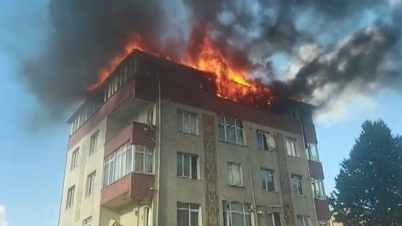 Sultanbeyli’de yangın paniği