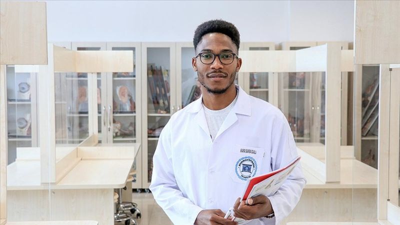 Türkiye'de aldığı tıp eğitimiyle ülkesine fayda sağlayacak