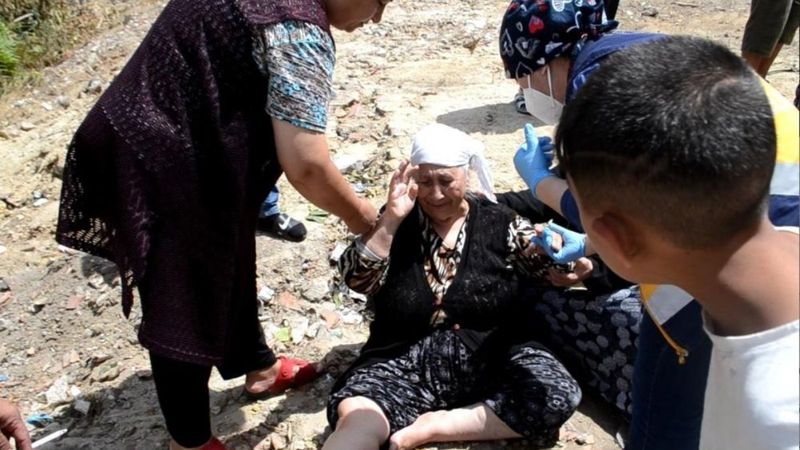 Tekirdağ'da yanan evlerine hüngür hüngür ağladılar