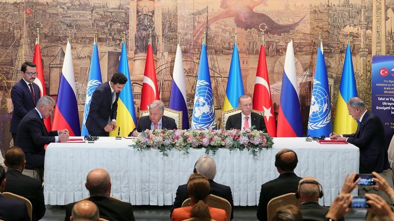 Tahıl krizinin çözümü sonrası Türkiye'ye tebrik mesajı yağdı