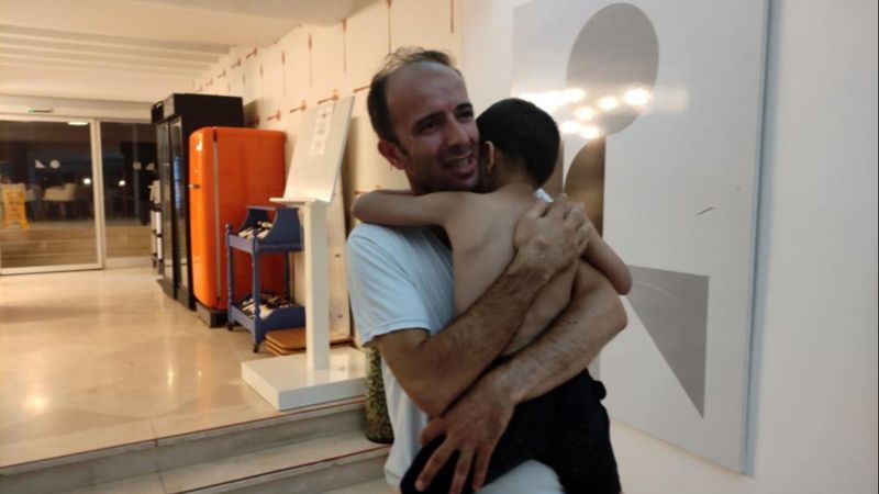 Antalya'da plajda kaybolan çocuk 2 saatin ardından otelde bulundu