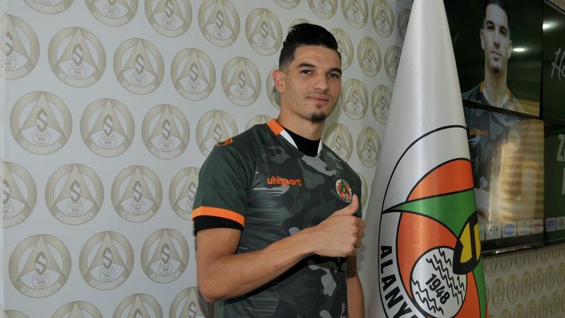 Alanyaspor, Zinedine Ferhat'ı renklerine bağladı