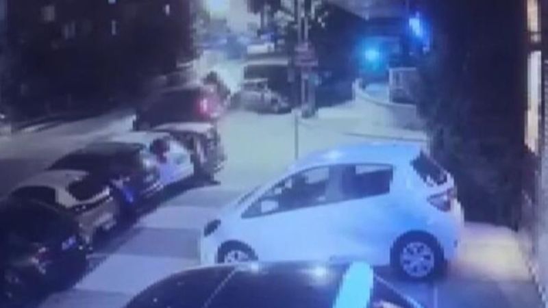 Maltepe'de 6 aracın hasar aldığı kaza kamerada