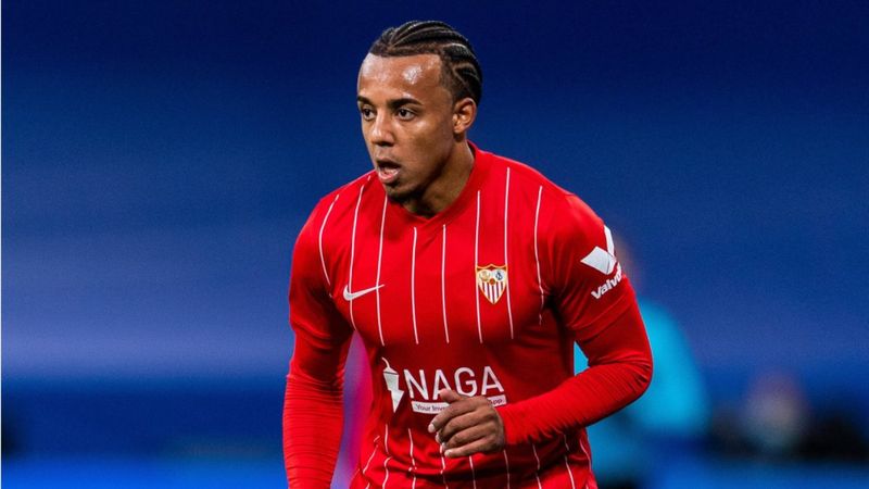 Jules Kounde, Barcelona’yı seçti