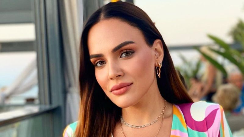 Ünlü sunucu Buket Aydın tatil pozlarıyla olay oldu! 'Bikinili halini de gördük'