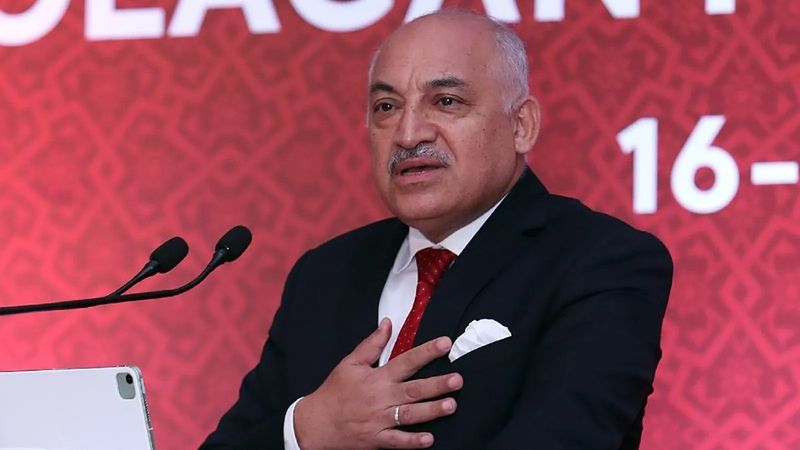 Mehmet Büyükekşi: Türk hakemleri tartışmanın odağında kaldı