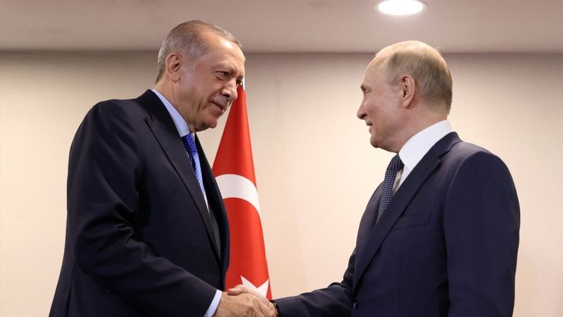 Vladimir Putin'in Rusya'da Türk SİHA tesisi kurulsun teklifi