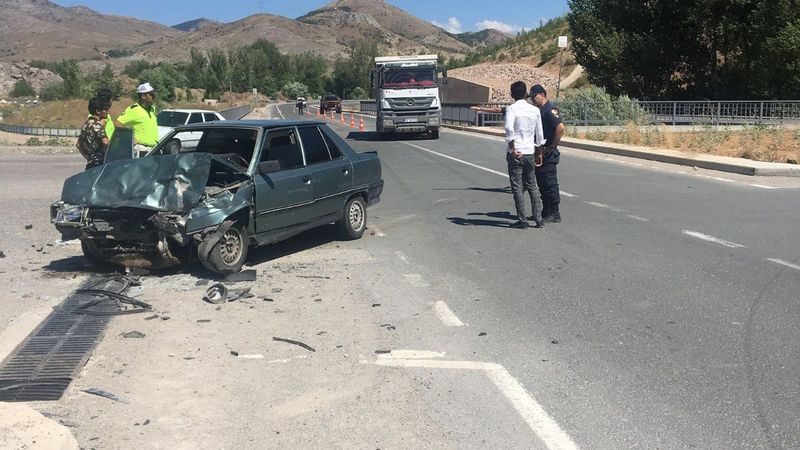Gümüşhane'de trafik kazası: 8 yaralı