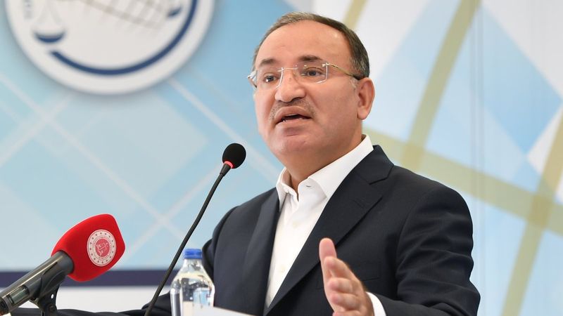 Bekir Bozdağ'dan yargıda yapay zeka açıklaması