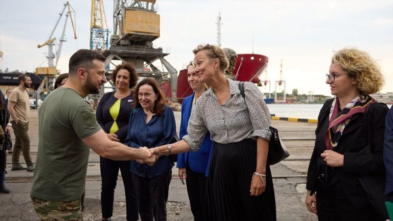 Vladimir Zelensky, Odessa Limanı'nı ziyaret etti
