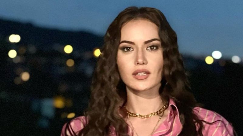 Fahriye Evcen'in görümcesi güzelliğiyle dumur etti! 'Olaysın başa belasın'