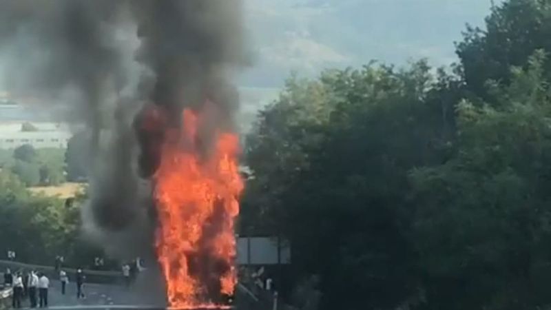 Bursa’da yolcu otobüsü alev alev yandı