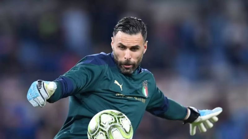 Fenerbahçe, Salvatore Sirigu'yu gündemine aldı