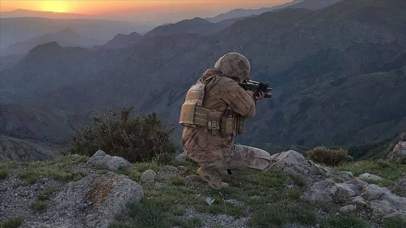 Ağrı'da Murat Karayılan tarafından özel görev verilen 2 terörist öldürüldü