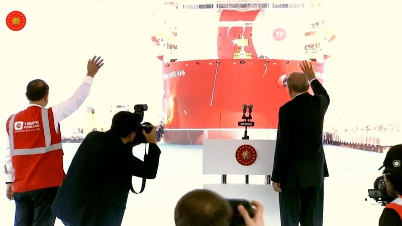 Cumhurbaşkanı Erdoğan, Abdulhamid Han gemisini Akdeniz'e uğurladı