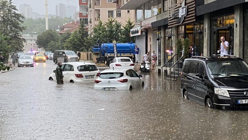 İstanbul genelinde şiddetli yağmur etkili oluyor