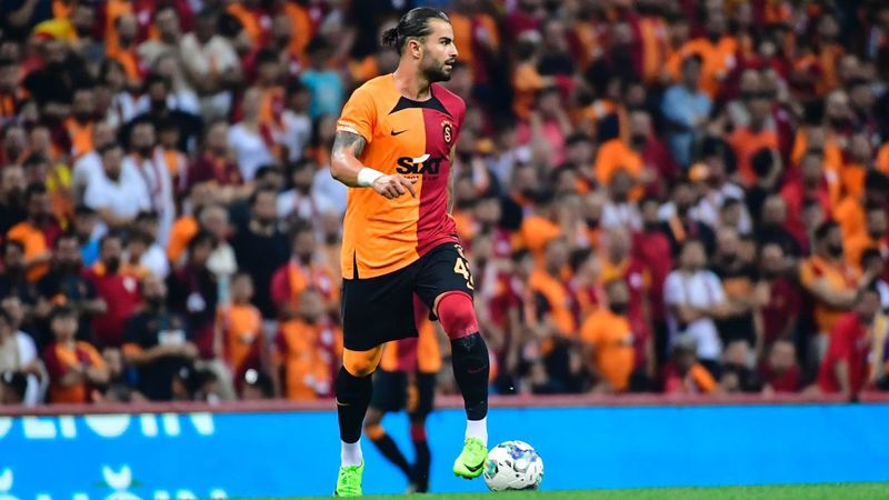 Fernando Muslera’dan Abdülkerim’e destek