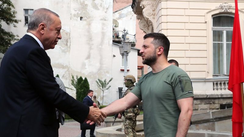 Cumhurbaşkanı Erdoğan, mevkidaşı Zelensky ile buluştu