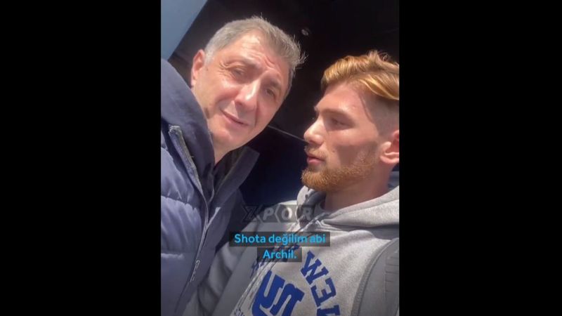 Şota'yla fotoğraf çektirmek istedi, Arçil çıktı