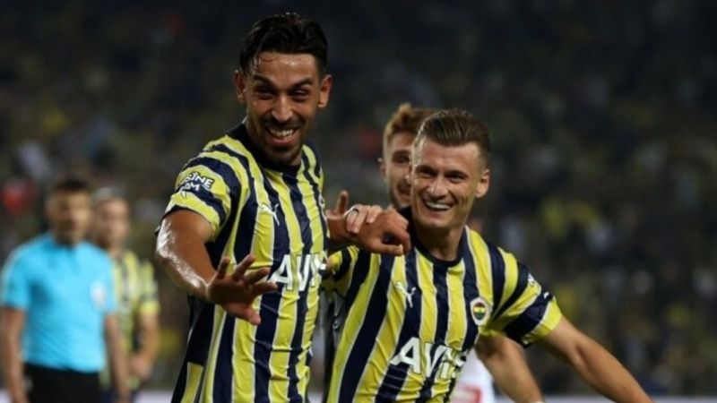 İrfan Can Kahveci iki golle döndü