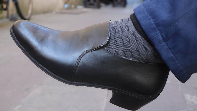 Yumurta topuk ayakkabının modası geçmedi