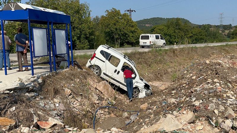 Çanakkale'de trafik kazası: 2 yaralı