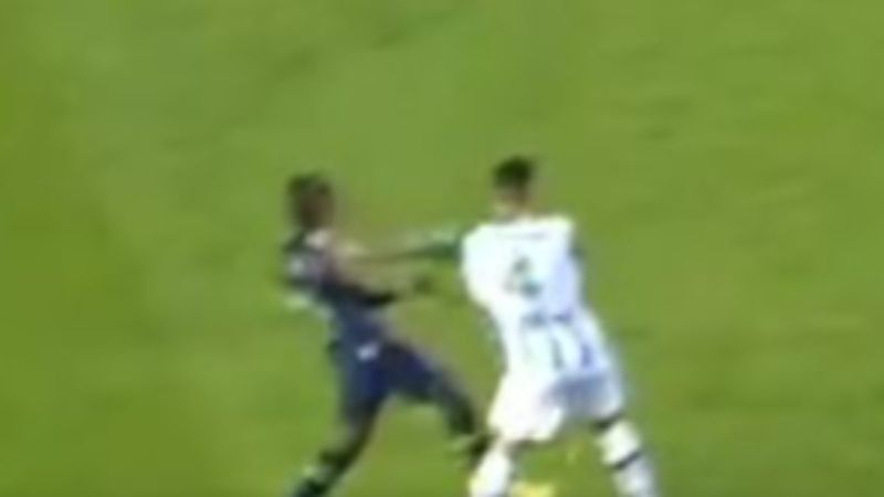 Enner Valencia'nın kırmızı kart gördüğü pozisyon