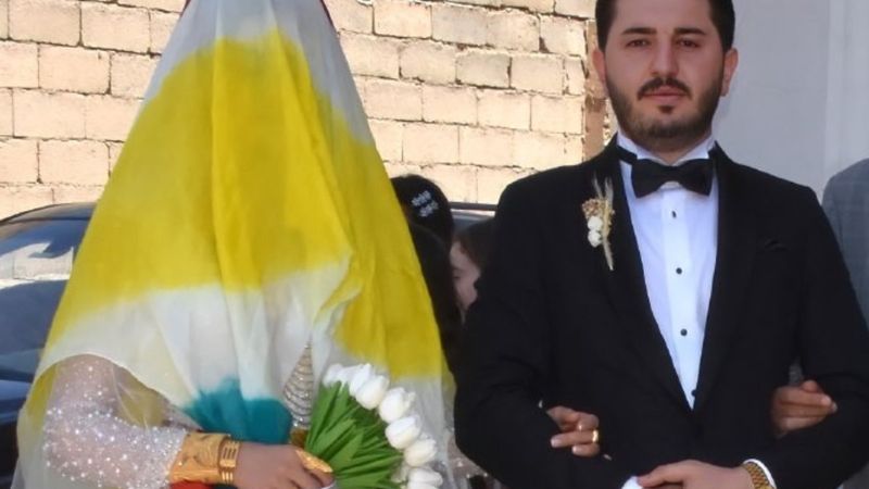 Van'daki aşiret düğününde geline 5 kilo altın takıldı