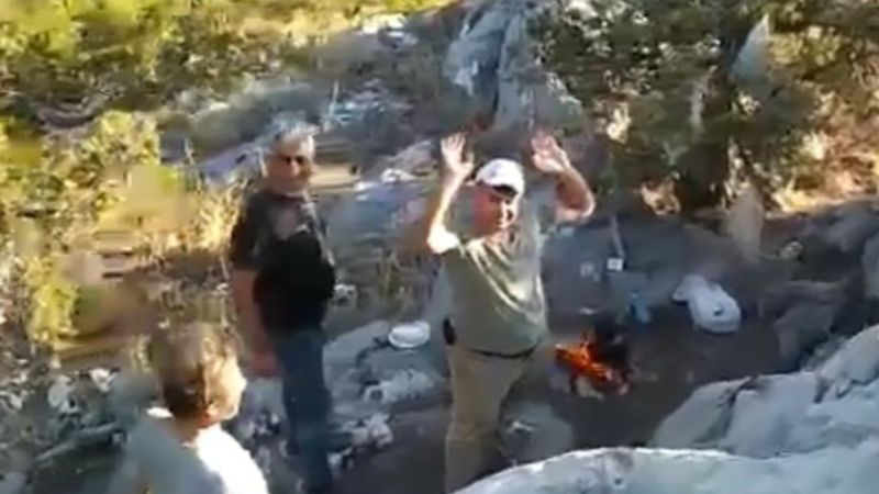 Antalya'da kaçak kazı yapanlar, çay demleyerek saklanmaya çalıştı
