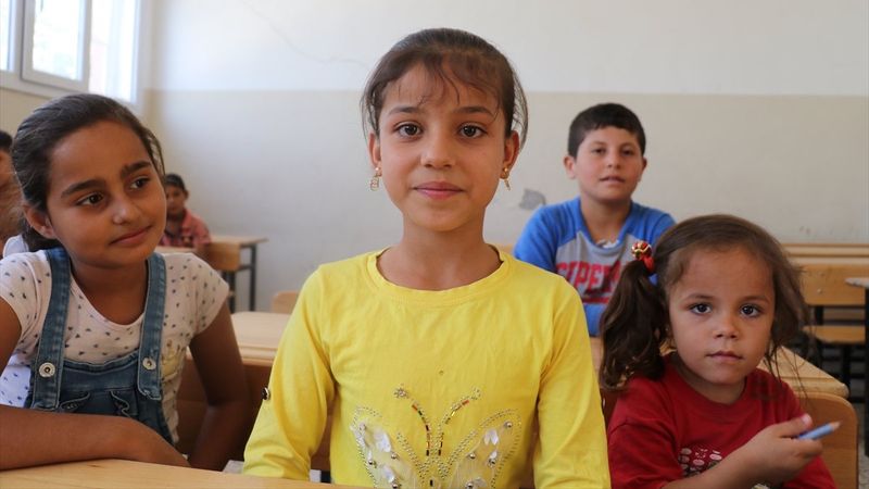 Barış Pınarı bölgesinde 49 bin öğrenci ders başı yaptı