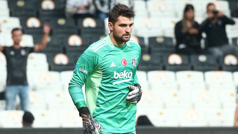 Beşiktaş'ın Ersin Destanoğlu ile sözleşme görüşmeleri sürüyor