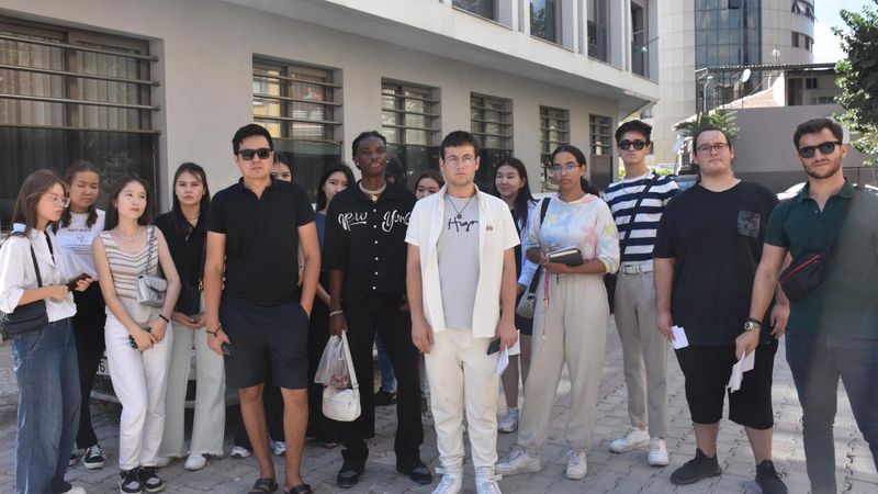 İzmir'de, yabancı öğrenciler kiralık daire vaadi ile dolandırıldı