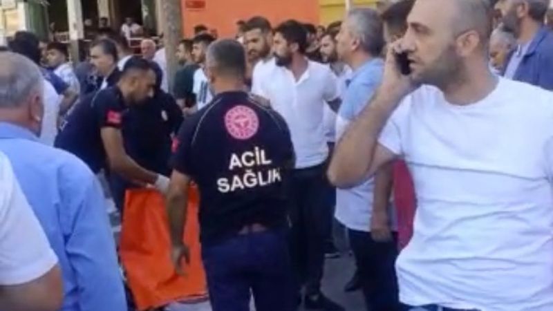 Batman'da bekçilere bıçak çeken şahıs bacağından vuruldu