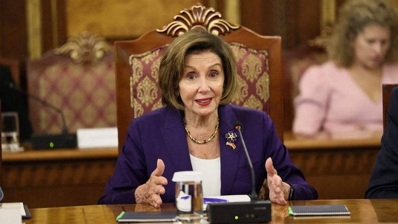 Azerbaycan'dan Pelosi'nin Ermenistan'daki açıklamalarına tepki