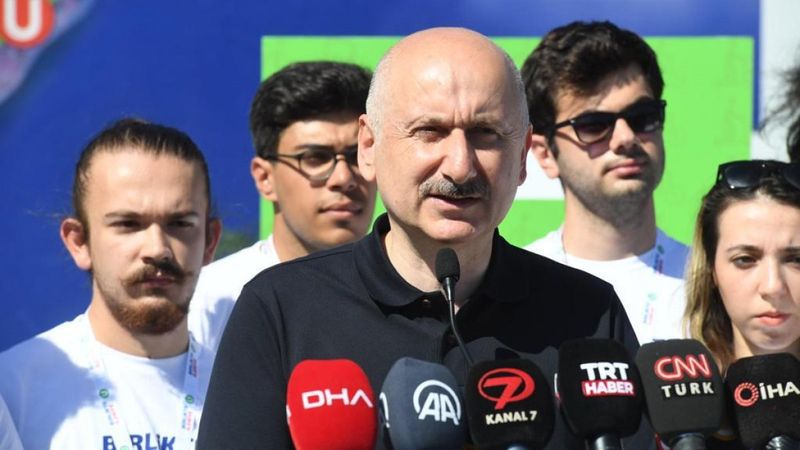 Adil Karaismailoğlu: Hedefimiz metro hatları ekseninde trafiği azami ölçüde azaltmak