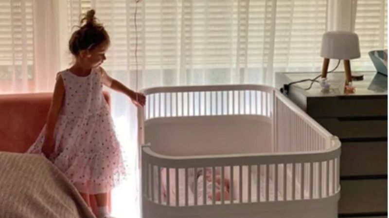 Seda Bakan kızlarını paylaştı