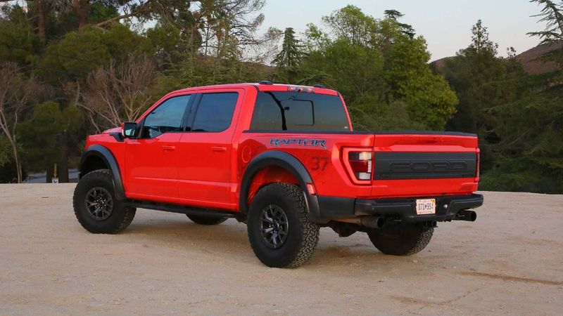 Bazı Ford F-150 Raptor modelleri geri çağrılıyor