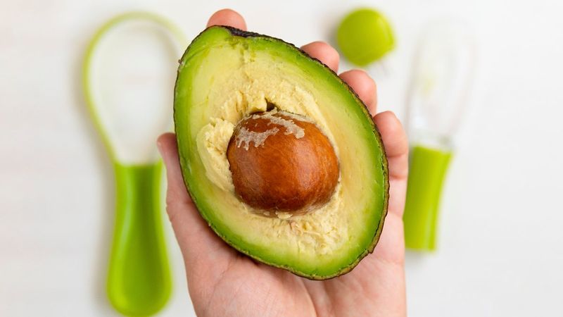Kötü kolesterolü düşürmek için günde bir kez yemek yetiyor! Avokadoyu bu şekilde yiyin...