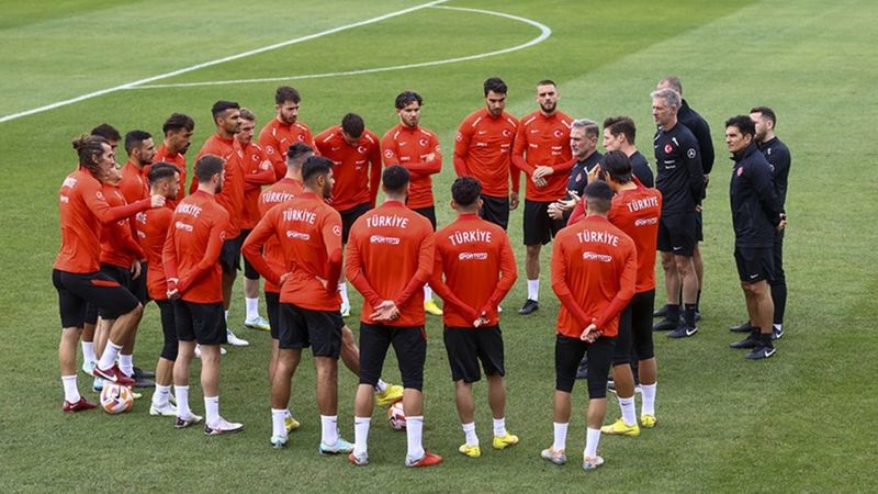 Milliler, Merih Demiral'sız çalıştı